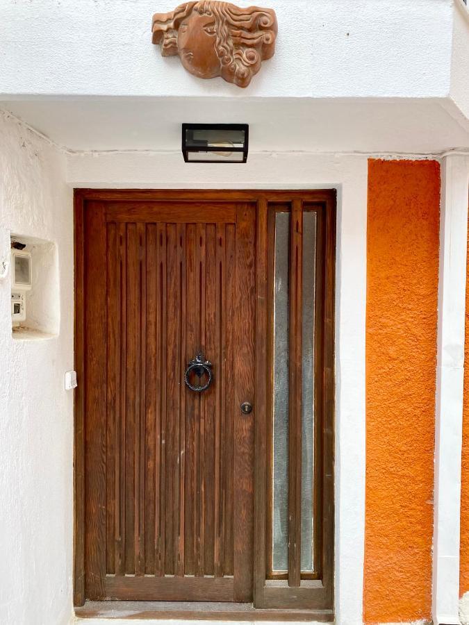 Lion House Ii Ioulis