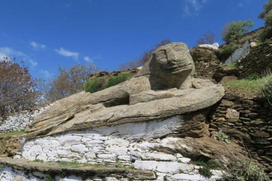 Lion House Ii